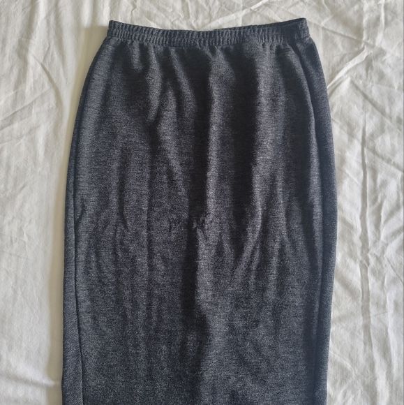 Roots Dark Grey Below Knee Active Skirt Size XS Vintage Mid-2000s - Picture 1 of 9